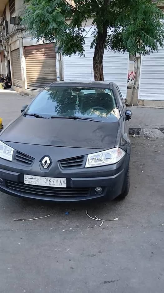 رينو ميغان 2008