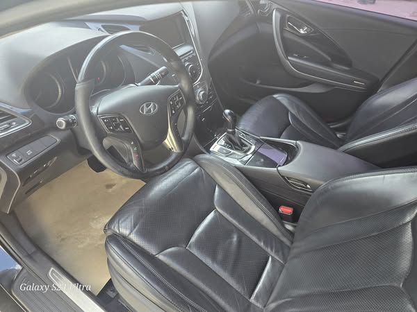 هيونداي آزيرا 2012 - صورة 1