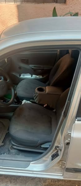 هيونداي أكسنت 2006 - صورة 3