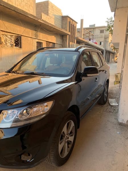 هيونداي سنتافي 2012 - صورة 3