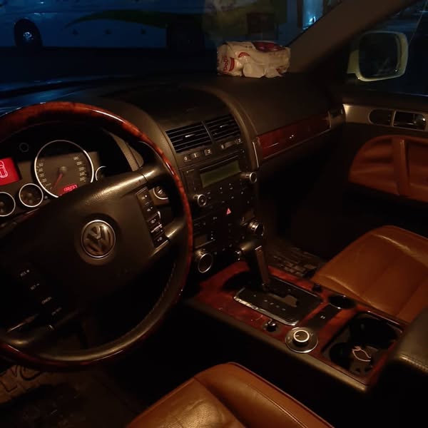 فولكس فاجن طوارق 2007 - صورة 3