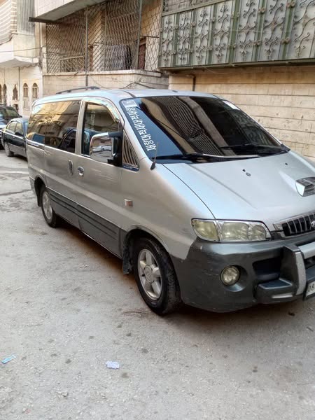 هيونداي ستاركس 2005 - صورة 1