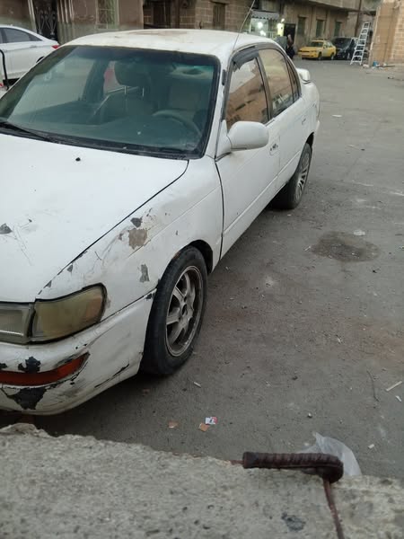 تويوتا كورولا 1993 - صورة 2