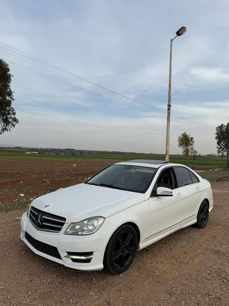Mercedes-Benz C 300 2013 - صورة 4