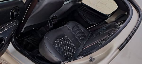 Peugeot 206 2010 - صورة 4