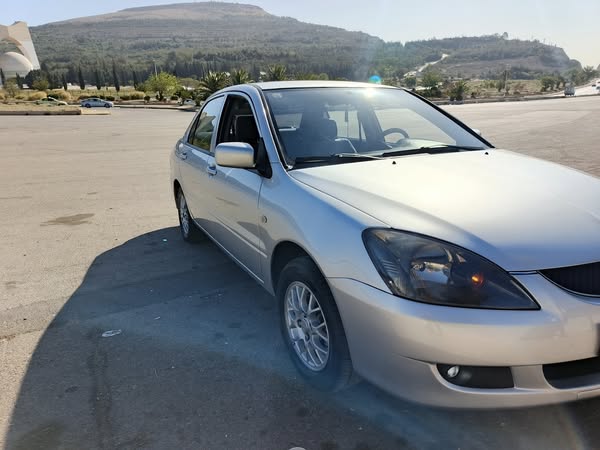 ميتسوبيشي لانسر 2006 - صورة 1