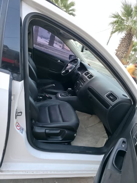 فولكس فاجن جيتا 2011 - صورة 2