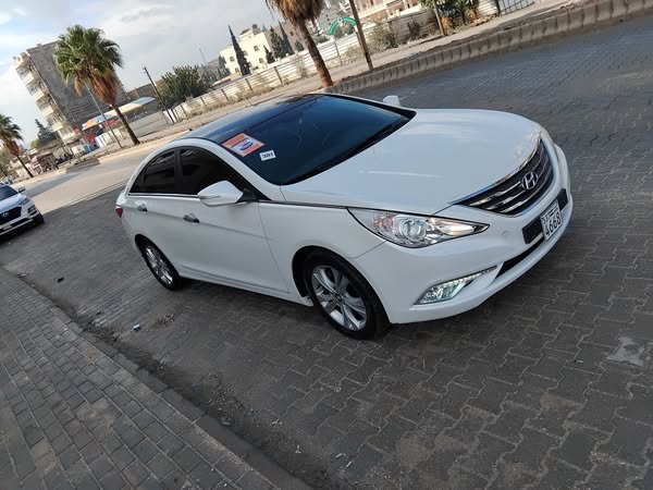 هيونداي سوناتا 2012 - صورة 2