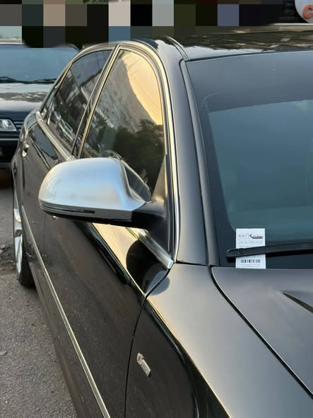 أودي A8 2009 - صورة 2