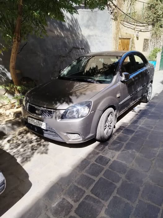 كيا ريو 2011