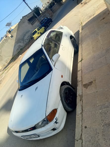 متسوبيشي لانسر 1993 - صورة 3