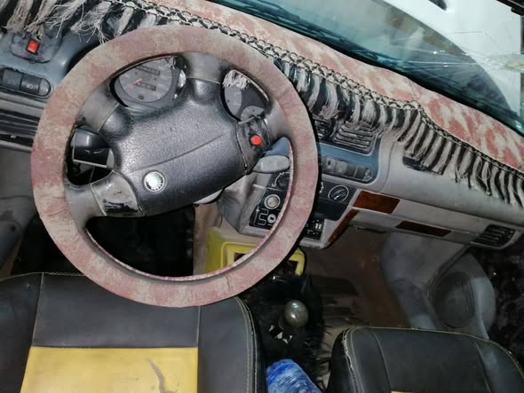 سكودا Pickup 1998 - صورة 5