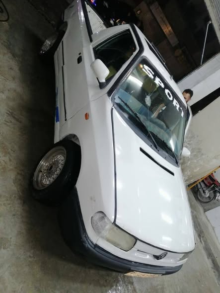 سكودا Pickup 1998 - صورة 1