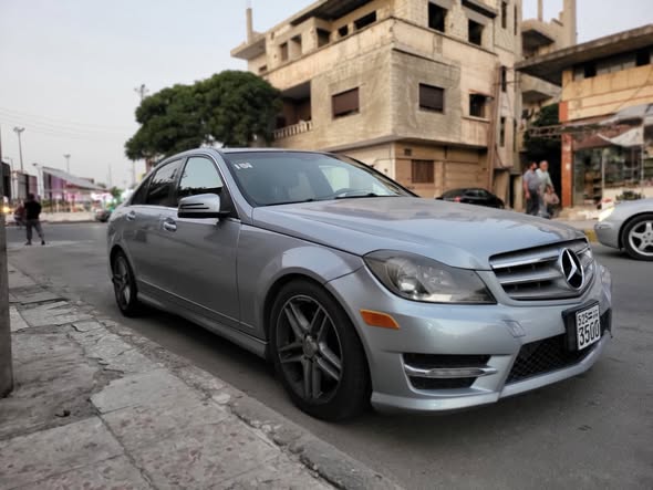 Mercedes-Benz C 350 2013 - صورة 3