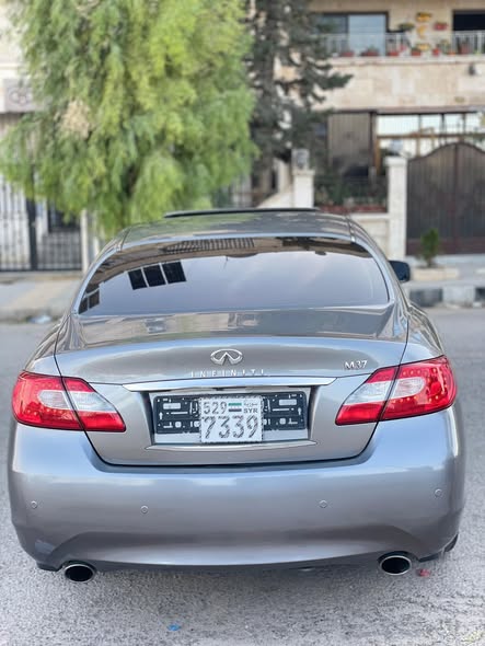 انفنتي M37 2011 - صورة 4