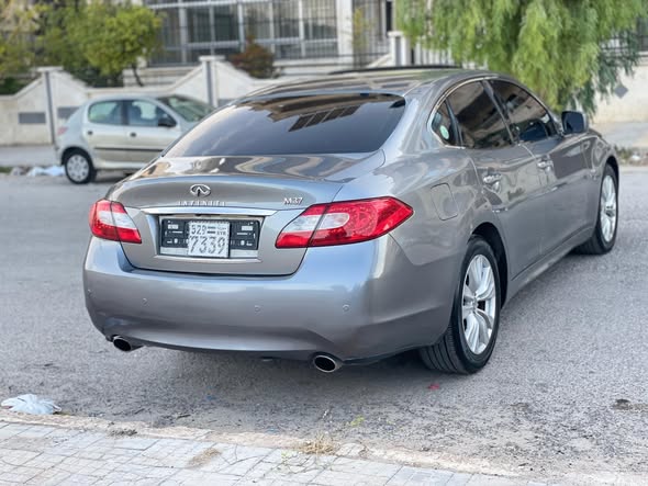 انفنتي M37 2011 - صورة 3