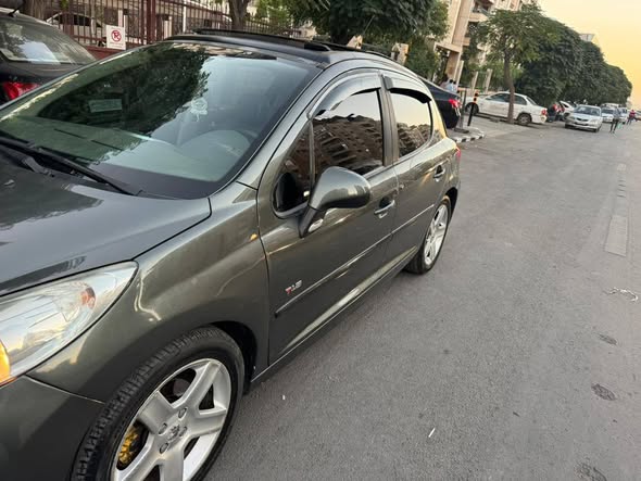 بيجو 207 2007 - صورة 2