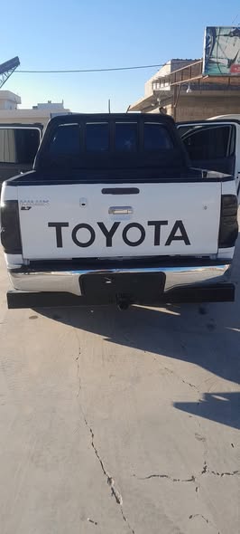 تويوتا هايلوكس 2015 - صورة 3