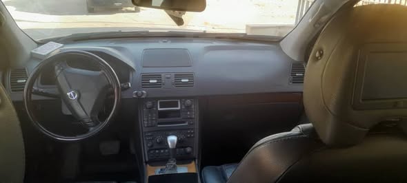 فولفو XC90 2006 - صورة 1