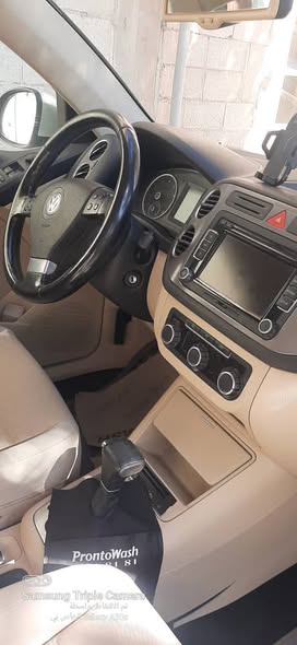 فولكس فاجن تيغوان 2011 - صورة 2