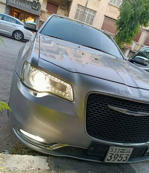 كرايسلر 300C 2015 - صورة 2
