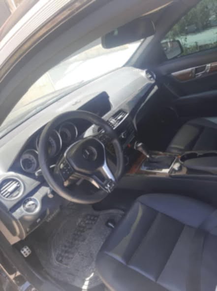 مرسيدس-بنز C300 2013 - صورة 2