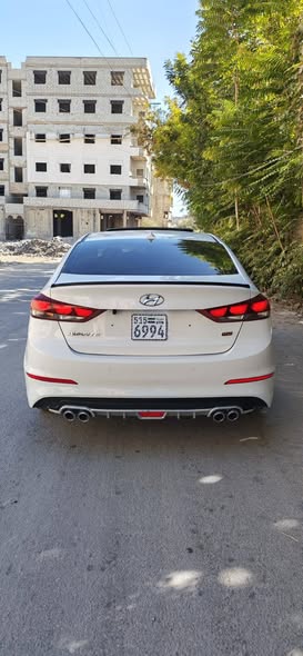 هيونداي أفانتي 2017 - صورة 3