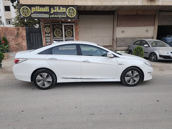 هيونداي سوناتا 2014 - صورة 2