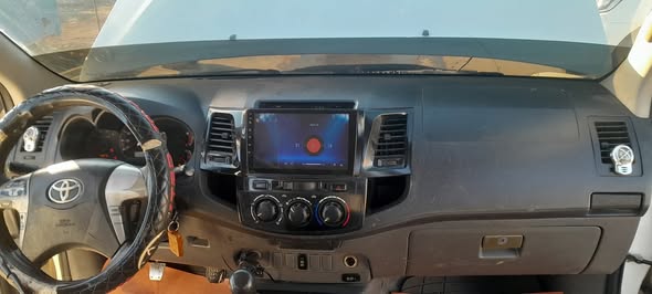 تويوتا هايلوكس 2015 - صورة 5