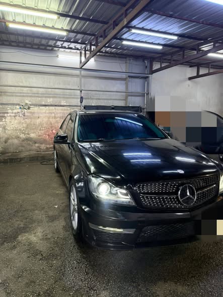 مرسيدس-بنز C 250 2012 - صورة 1