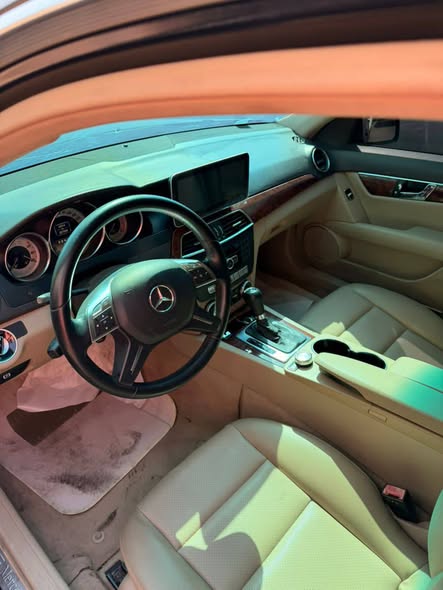 مرسيدس-بنز C 250 2012 - صورة 5