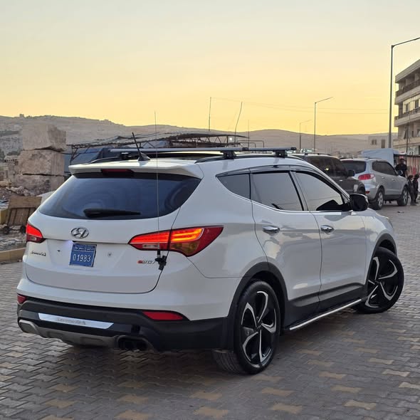 هيونداي سنتافي 2013 - صورة 3