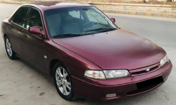 مازدا 626 1995 - صورة 1