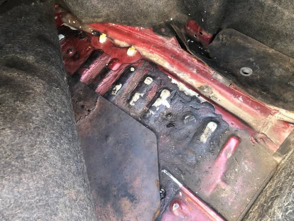 مازدا 626 1995 - صورة 3