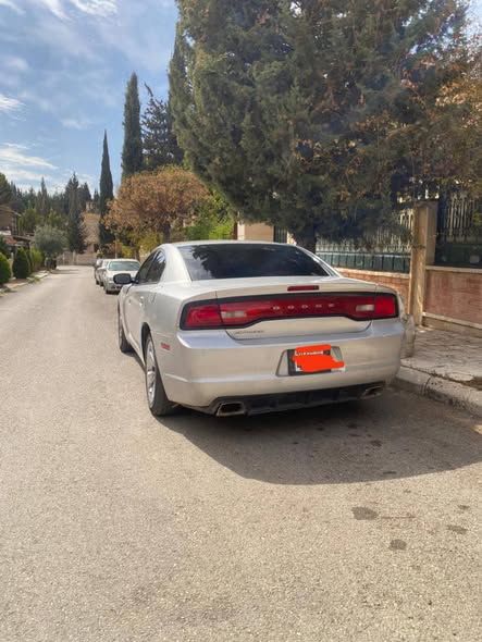 دودج تشارجر 2012 - صورة 3