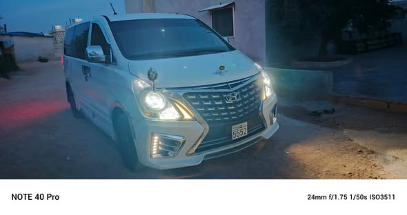 هيونداي H-1 2011 - صورة 1