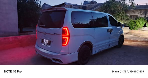 هيونداي H-1 2011 - صورة 2