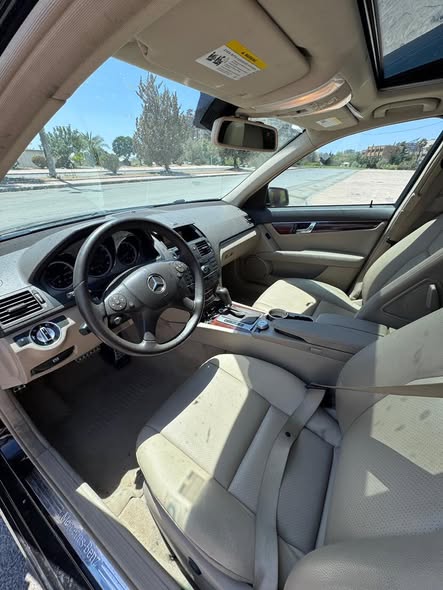 مرسيدس-بنز C300 2011 - صورة 5