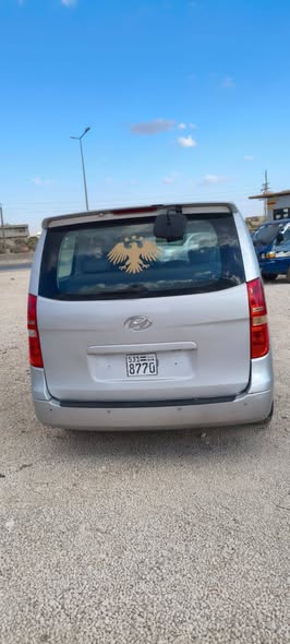 هيونداي ستاركس 2009 - صورة 3