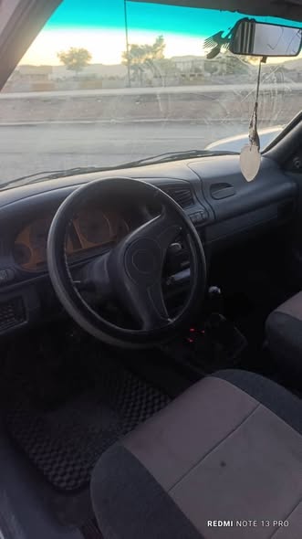 سكودا Pickup 1996 - صورة 3