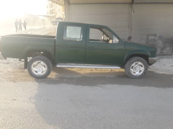 نيسان Pickup 1994 - صورة 3