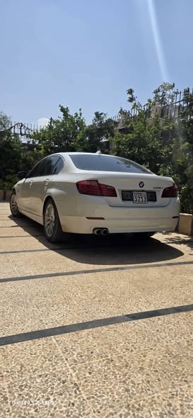 BMW 528 2011 - صورة 3