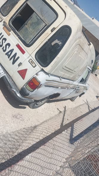 نيسان بيكاب 1977 - صورة 3