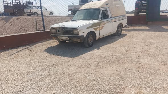 نيسان بيكاب 1977 - صورة 4