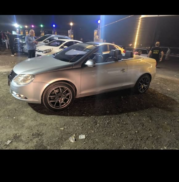 فولكس فاجن Eos 2007 - صورة 1