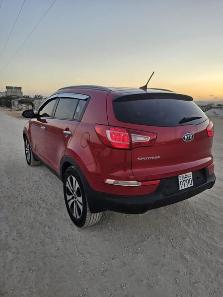 كيا سبورتاج 2011 - صورة 4