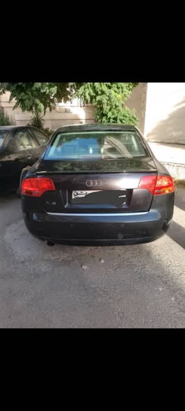 اودي A4 2008 - صورة 1