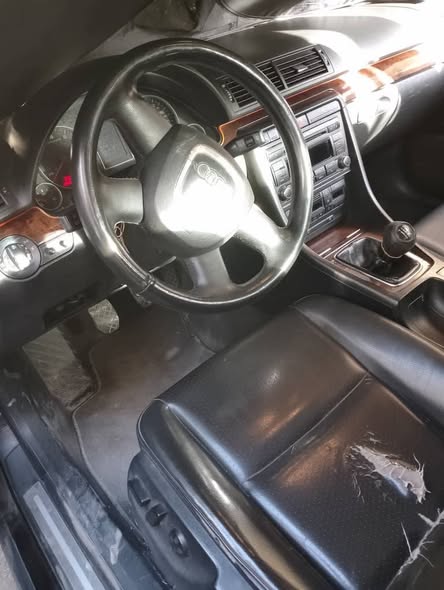 اودي A4 2008 - صورة 3