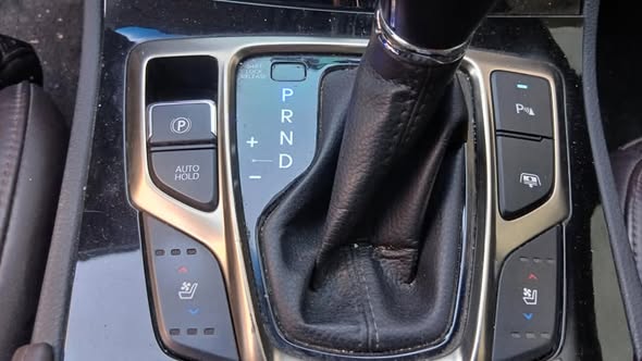 هيونداي ازيرا 2012 - صورة 4