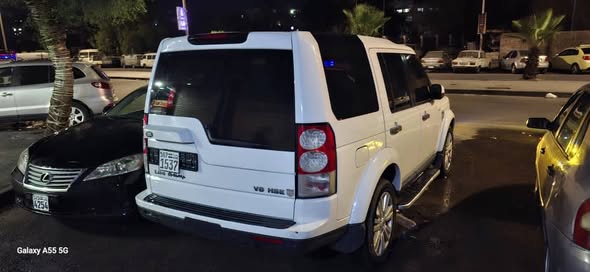 لاند روفر ديسكفري 2011 - صورة 2